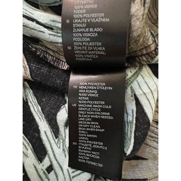 H&M Floral Maxi Dress Summer Flowy Beach Party Dress size 4 - Picture 8 of 8